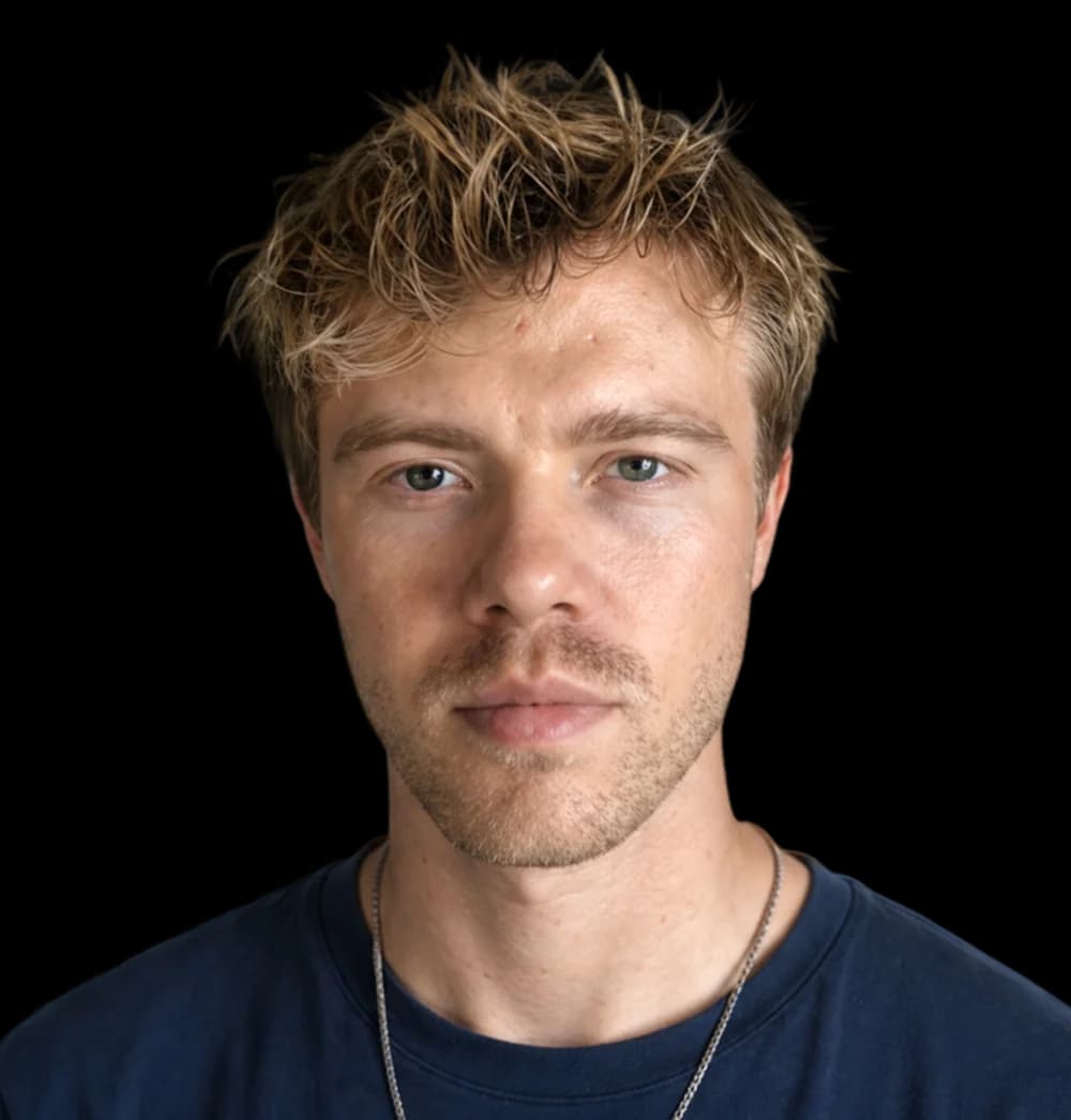 Jonas Bartl, founder of New Earth Economy.